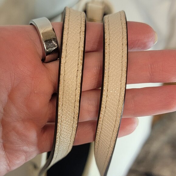 COACH | Womens Leather Shoulder Tote - Cream/Off-White - Picture 4 of 7